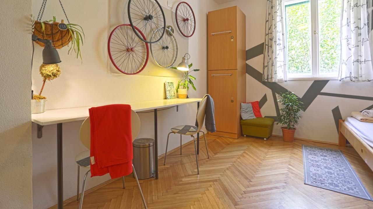 Tchaikovsky Hostel 斯普利特 外观 照片